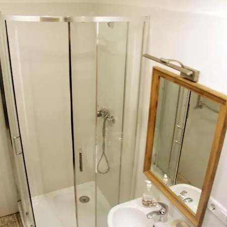 для пари з видом на оперний театр Apartment Lemberg