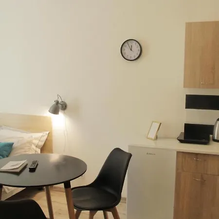 Apartment для пари з видом на оперний театр