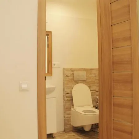 для пари з видом на оперний театр * Lviv