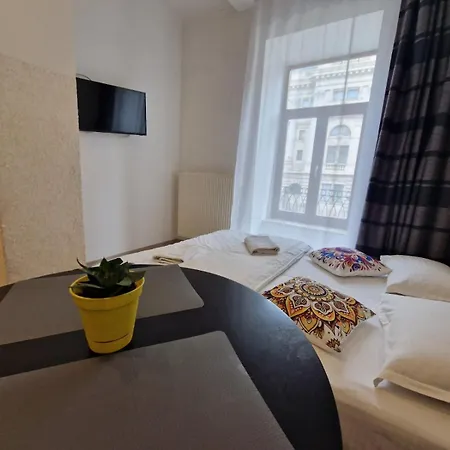 для пари з видом на оперний театр *